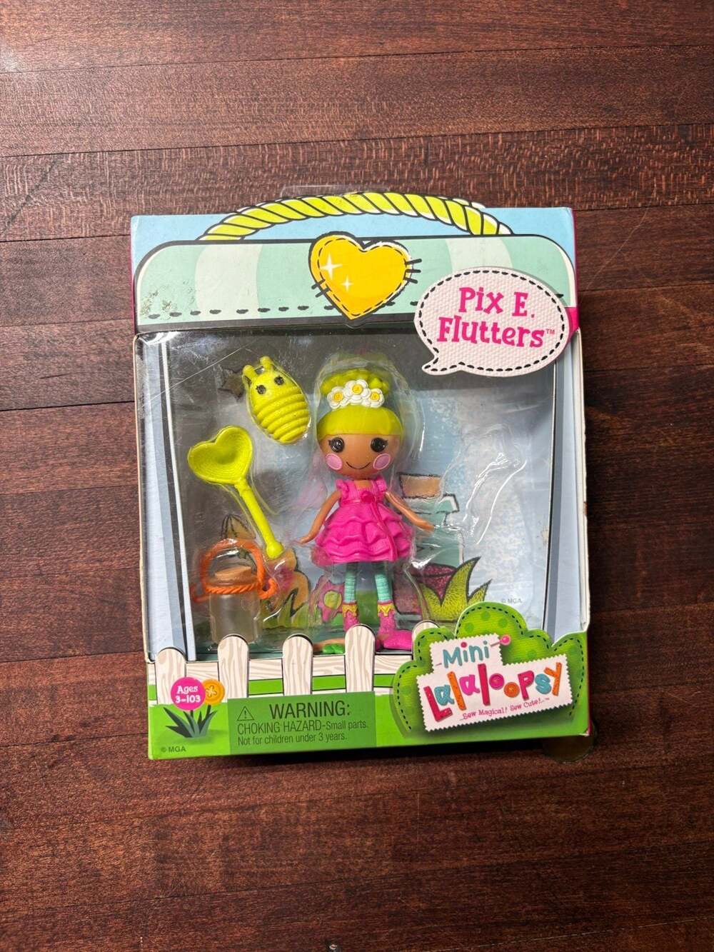 pixie flutter mini new in package